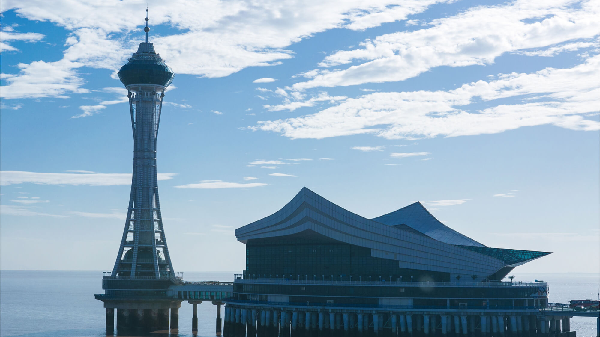 杭州湾跨海大桥“海天一洲”观景平台