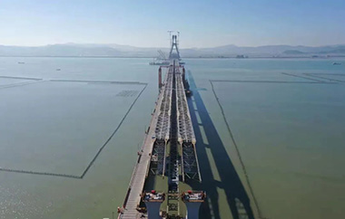 合建卡特 | 汕头牛田洋大桥顶推工程圆满完成